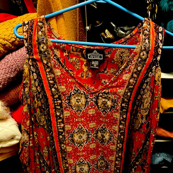 Angie Cold Shoulder Top - Picture 1 of 2